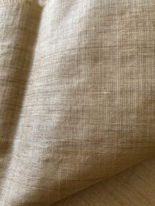 Tohora Strictly Natural silk Muga - Embarquez avec Tohora et ouvrez-vous à la magie des étoffes de soie
