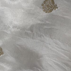 SOIE de MÛRIER BLANCHE DESSINS METALLIQUES TISSÉS