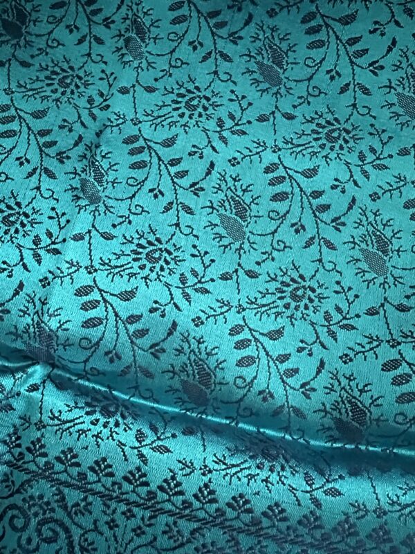 TANCHOI SOIE DE MÛRIER CACHEMIRE BLEU – Image 4