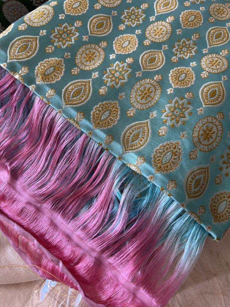 Soie de murier Tissée main non industrielle méthode Benares 100 pour-cent soie | Tohora