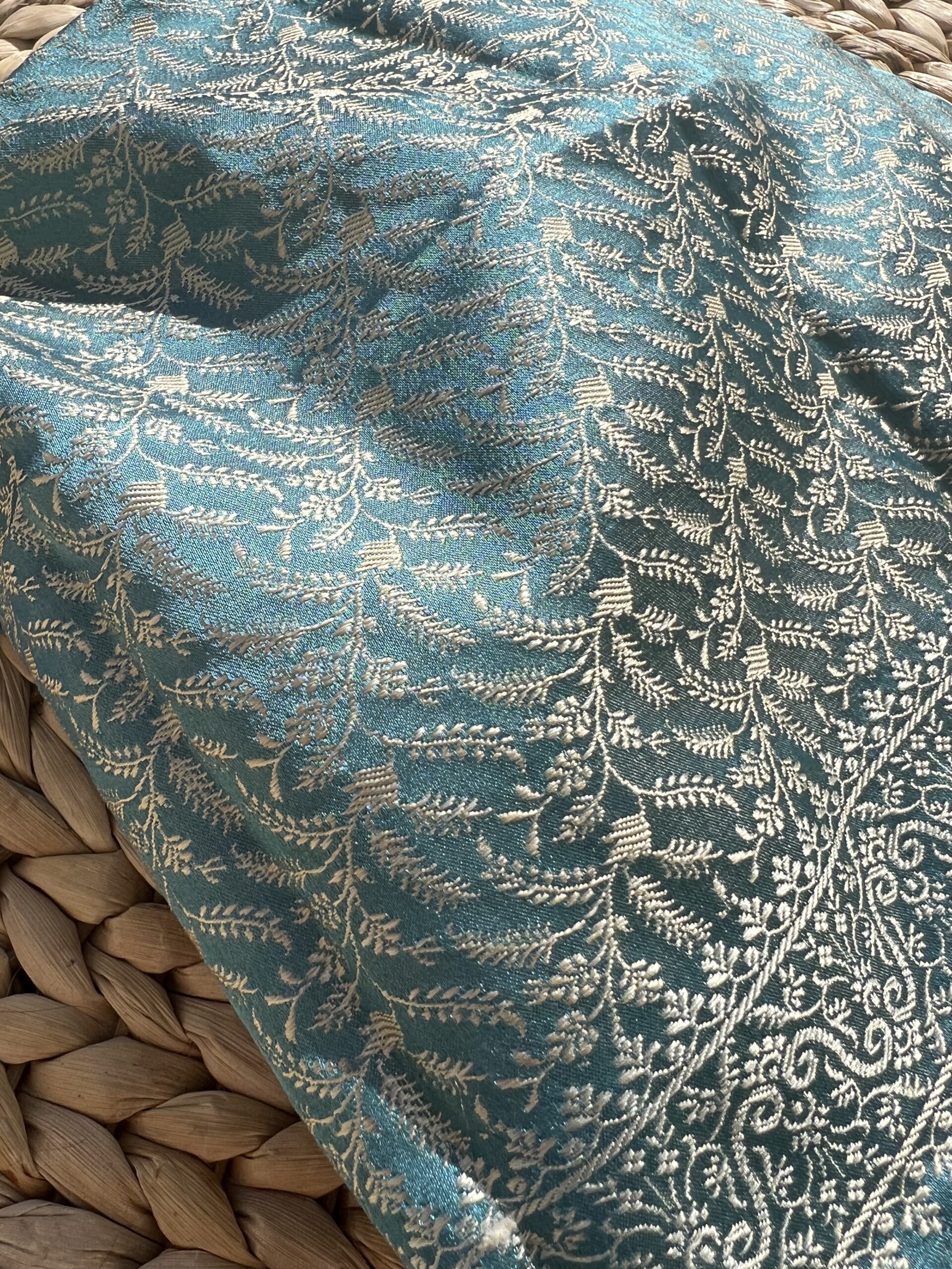 Carré 55cm Tissé Main - Brin de Sagesse Bleu | Tohora