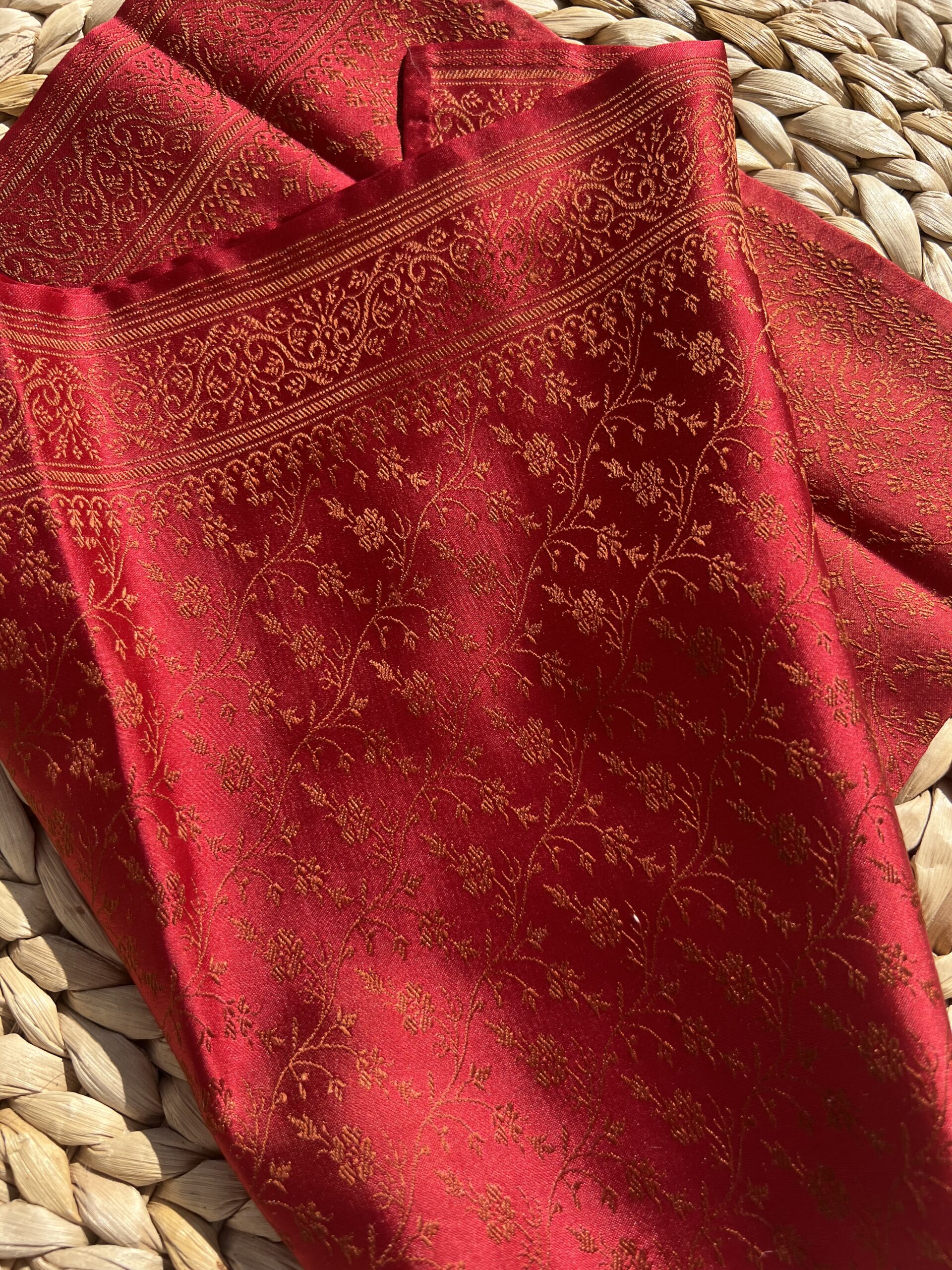 Carré Précieux 55 – Florelle Rouge | Tohora